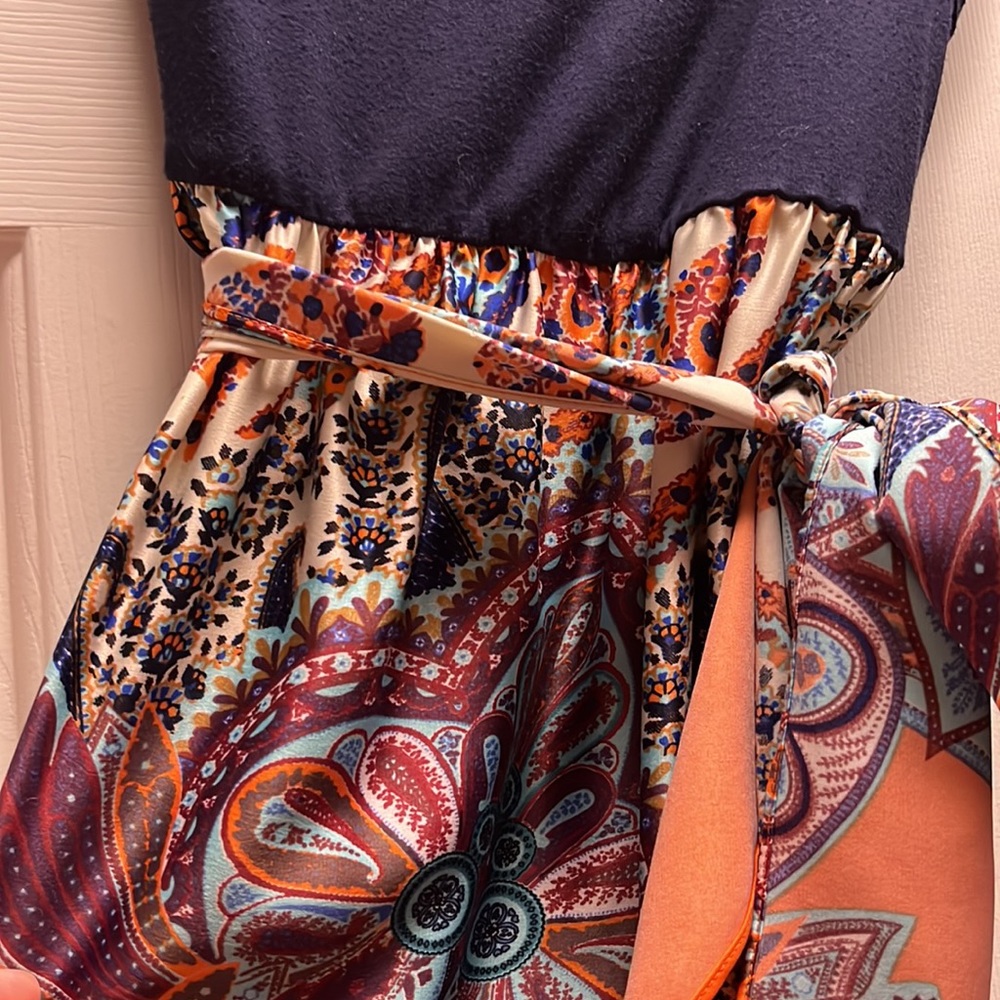 Nordstrom- Maternal America Maternity Dress- Gently used.  Silk type skirt - Picture 3 of 7